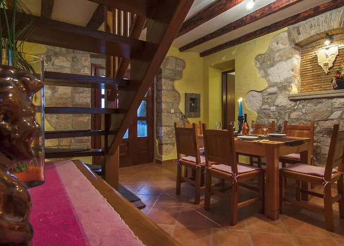 Stone House Rita With Pool * Poreč