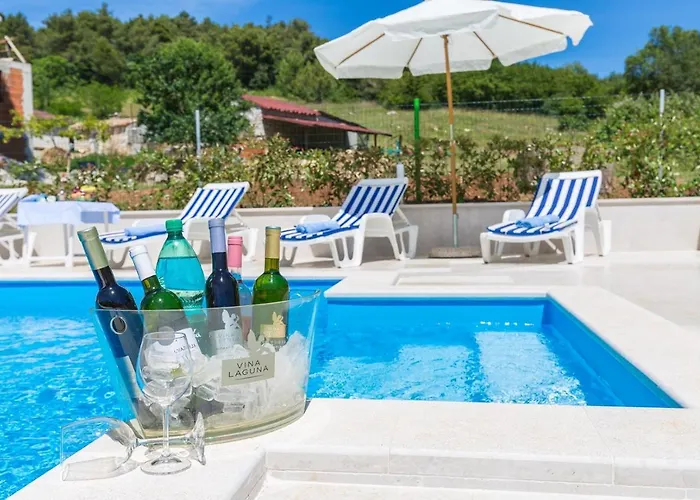 Nyaraló Stone House Rita With Pool *