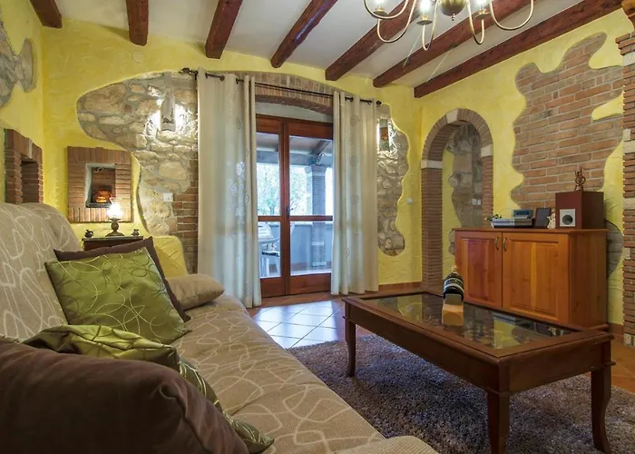 Feriehus Stone House Rita With Pool