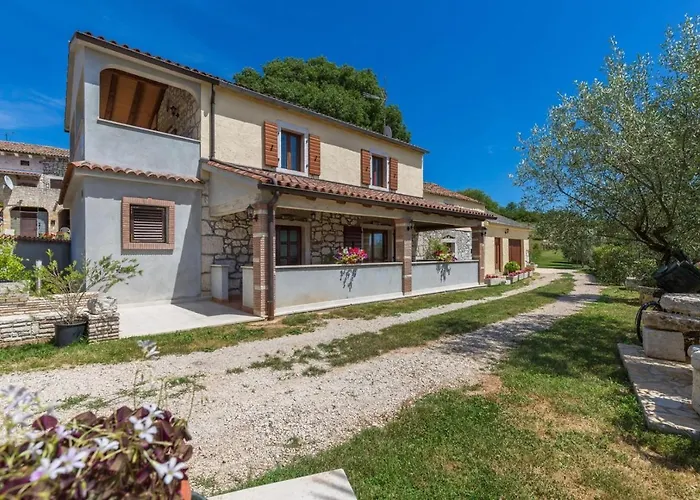 Nyaraló Stone House Rita With Pool