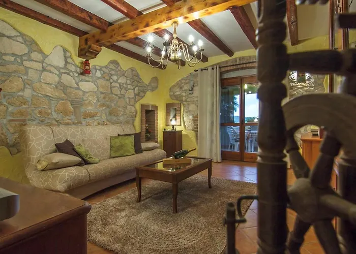 Nyaraló Stone House Rita With Pool Poreč