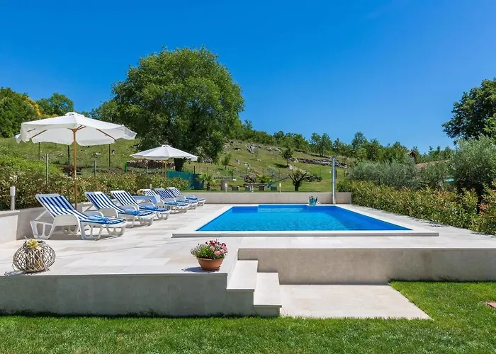 Stone House Rita With Pool Nyaraló