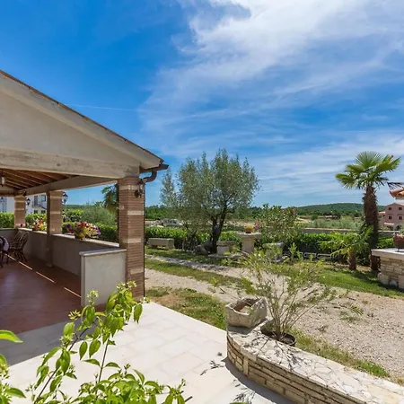 Nyaraló Stone House Rita With Pool *